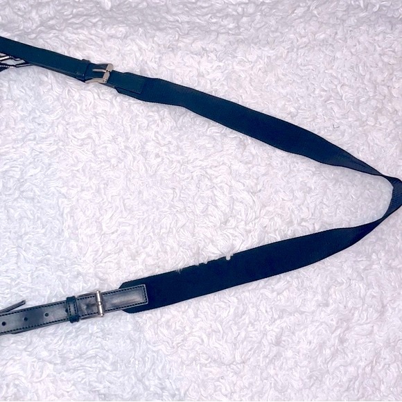 Gucci GG Guccissima Supreme Monogram Web Unisex Messenger Crossbody Bag 523335 - Picture 9 of 17